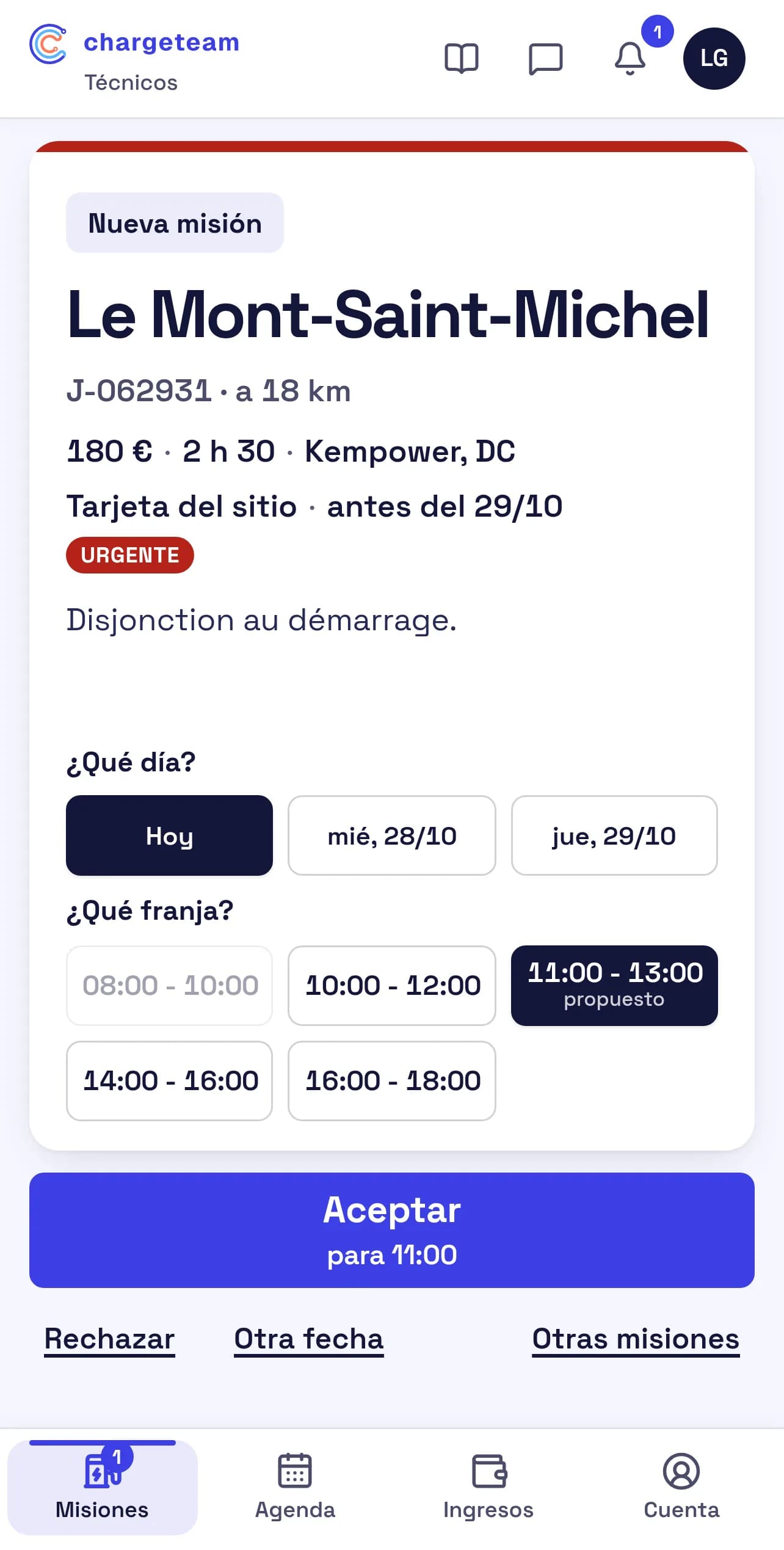 Pantalla de la app del técnico: nueva intervención, elección de día y franja, botón Aceptar